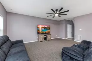 1594 Lewes Castle Dr, Grove City, OH 43123 - Photo 9