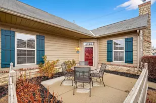 310 Waterside Dr, Delaware, OH 43015 - Photo 3