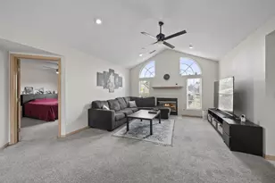 2430 Sportsman Dr, Grove City, OH 43123 - Photo 13