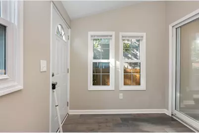 65 N Chase Avenue, Columbus, OH 43204 - Photo 11