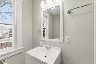 205 S Princeton Ave, Columbus, OH 43223 - Photo 23