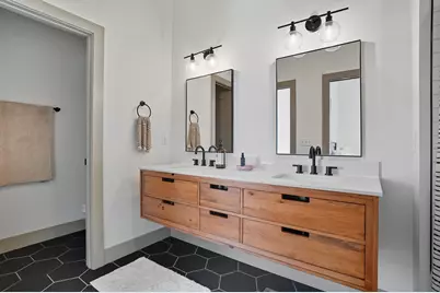 249 E Greenwood Avenue, Columbus, OH 43201 - Photo 51