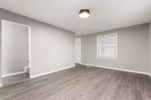 2488 McGuffey Rd, Columbus, OH 43211 - Photo 9