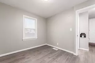 2488 McGuffey Rd, Columbus, OH 43211 - Photo 17