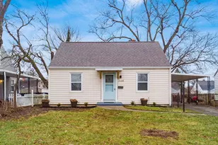 2488 McGuffey Rd, Columbus, OH 43211 - Photo 1