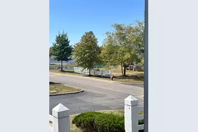 952 Hartford Village Boulevard, Columbus, OH 43228 - Photo 3