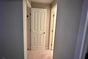 952 Hartford Village Blvd, Columbus, OH 43228 - Photo 35