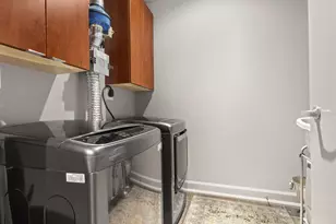 845 N High St, Columbus, OH 43215 - Photo 69