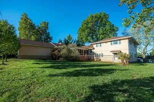 1681 Knob Hill Dr, Coshocton, OH 43812 - Photo 39