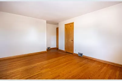 1681 Knob Hill Drive, Coshocton, OH 43812 - Photo 17