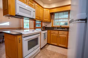 1681 Knob Hill Dr, Coshocton, OH 43812 - Photo 7