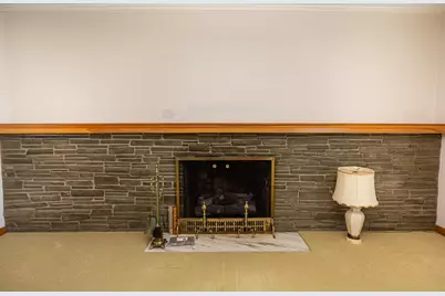 1681 Knob Hill Drive, Coshocton, OH 43812 - Photo 13