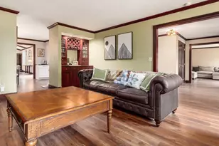 1736 Forest Hills Cir, Zanesville, OH 43701 - Photo 13