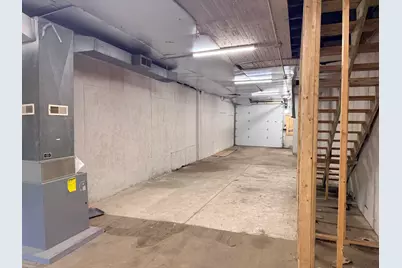 2420 W Broad Street, Columbus, OH 43204 - Photo 9