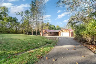 6781 Beechwood Dr, Athens, OH 45701 - Photo 5