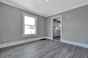 878 N Detroit St, Xenia, OH 45385 - Photo 9