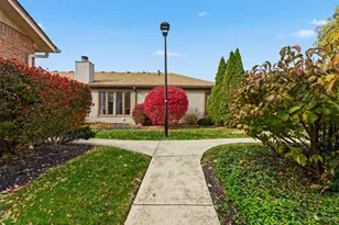 1350 Azalea Dr, Reynoldsburg, OH 43068 - Photo 33