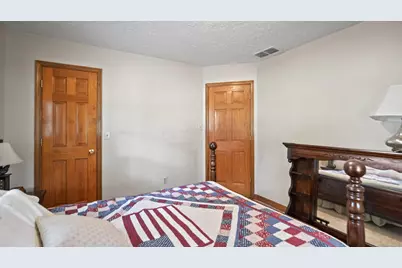 8285 Old River Road, Philo, OH 43771 - Photo 17