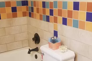 161 E Oakland Ave, Columbus, OH 43201 - Photo 5