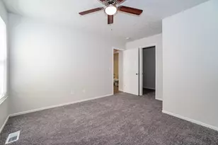 1087 Lavender Ln, Columbus, OH 43207 - Photo 9