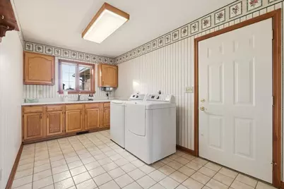 1424 Culbertson Drive, Mount Vernon, OH 43050 - Photo 35