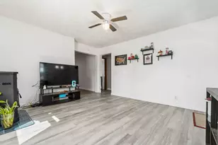 575 Renick Ave, Circleville, OH 43113 - Photo 9