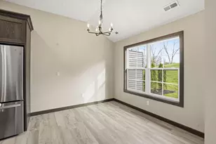 3452 Jamestown Dr, Zanesville, OH 43701 - Photo 15