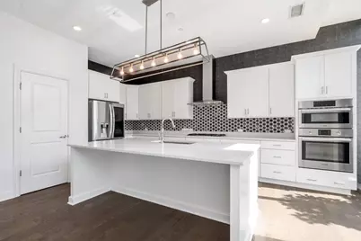 250 W Spring Street #243, Columbus, OH 43215 - Photo 3