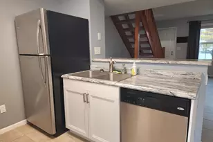 4995 Singleton Dr, Hilliard, OH 43026 - Photo 5