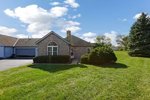 3820 Falls Cir Dr, Hilliard, OH 43026 - Photo 3