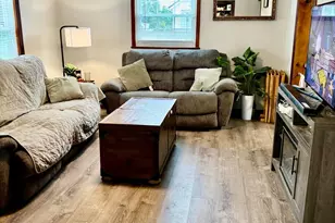 1023 S Hinde St, Washington Court House, OH 43160 - Photo 3