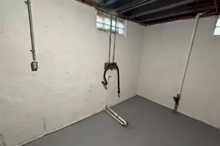 886 Carolyn Ave, Columbus, OH 43224 - Photo 17