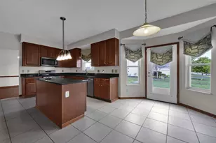 6110 Parkmeadow Ln, Hilliard, OH 43026 - Photo 11