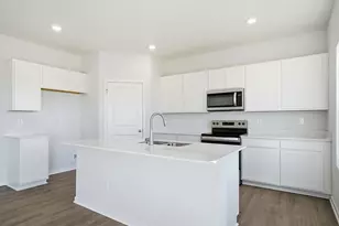 1099 Hartford Ln, London, OH 43140 - Photo 11