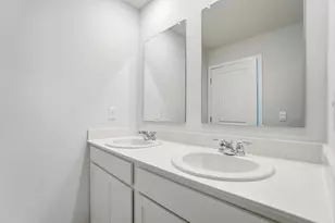 1099 Hartford Ln, London, OH 43140 - Photo 35