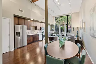 78 E Chestnut St, Columbus, OH 43215 - Photo 3