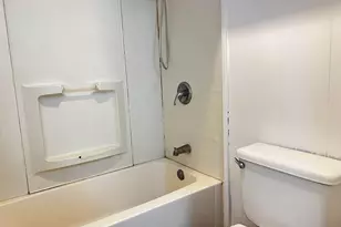 227 Pine St, Coshocton, OH 43812 - Photo 23