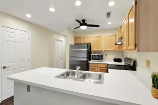 860 Village Dr, Delaware, OH 43015 - Photo 13