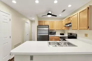 860 Village Dr, Delaware, OH 43015 - Photo 9