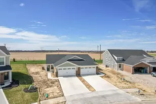 1655 Day Break Loop, Marysville, OH 43040 - Photo 3