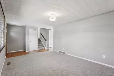 180 Riva Ridge Road SW, Pataskala, OH 43062 - Photo 9