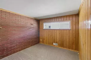 2890 Medina Ave, Columbus, OH 43224 - Photo 17