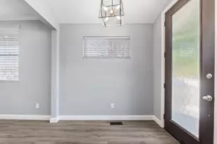 1357 City Park Ave, Columbus, OH 43207 - Photo 7