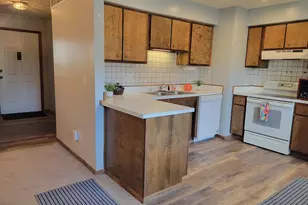 6279 Braiden Ct, Columbus, OH 43213 - Photo 7