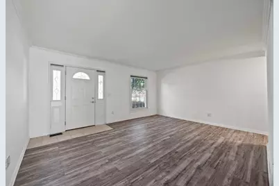 631 Dlyn Street, Columbus, OH 43228 - Photo 9