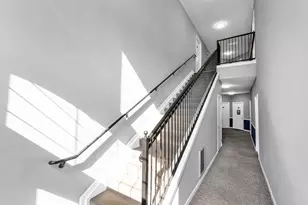 789 Hidden Springs Dr, Lewis Center, OH 43035 - Photo 3