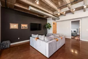 199 S 5th St, Columbus, OH 43215 - Photo 21