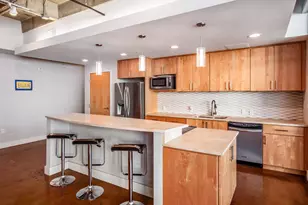 199 S 5th St, Columbus, OH 43215 - Photo 13