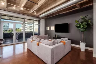 199 S 5th St, Columbus, OH 43215 - Photo 19