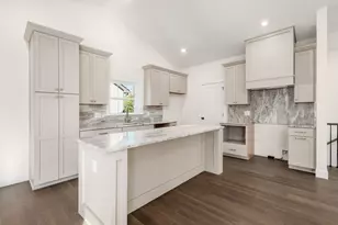 2015 W 5th Ave, Columbus, OH 43212 - Photo 13